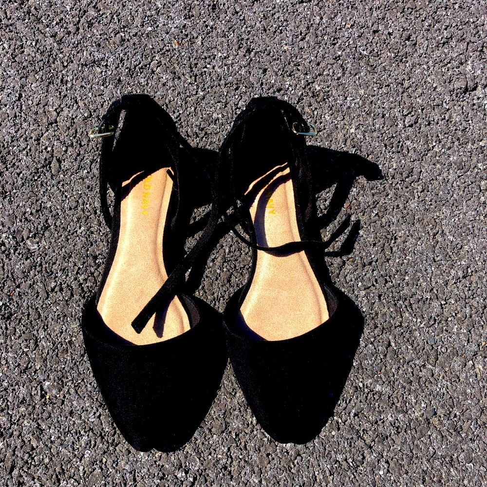 Women’s Dress Flats